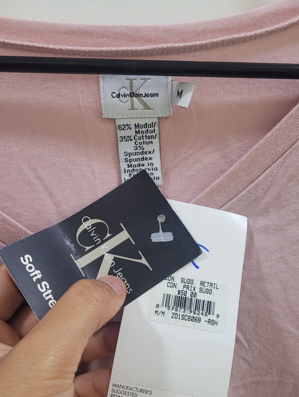 Calvin Klein Jeans Womens' Light Pink V-Neck Short Sleeve Tee NWT M